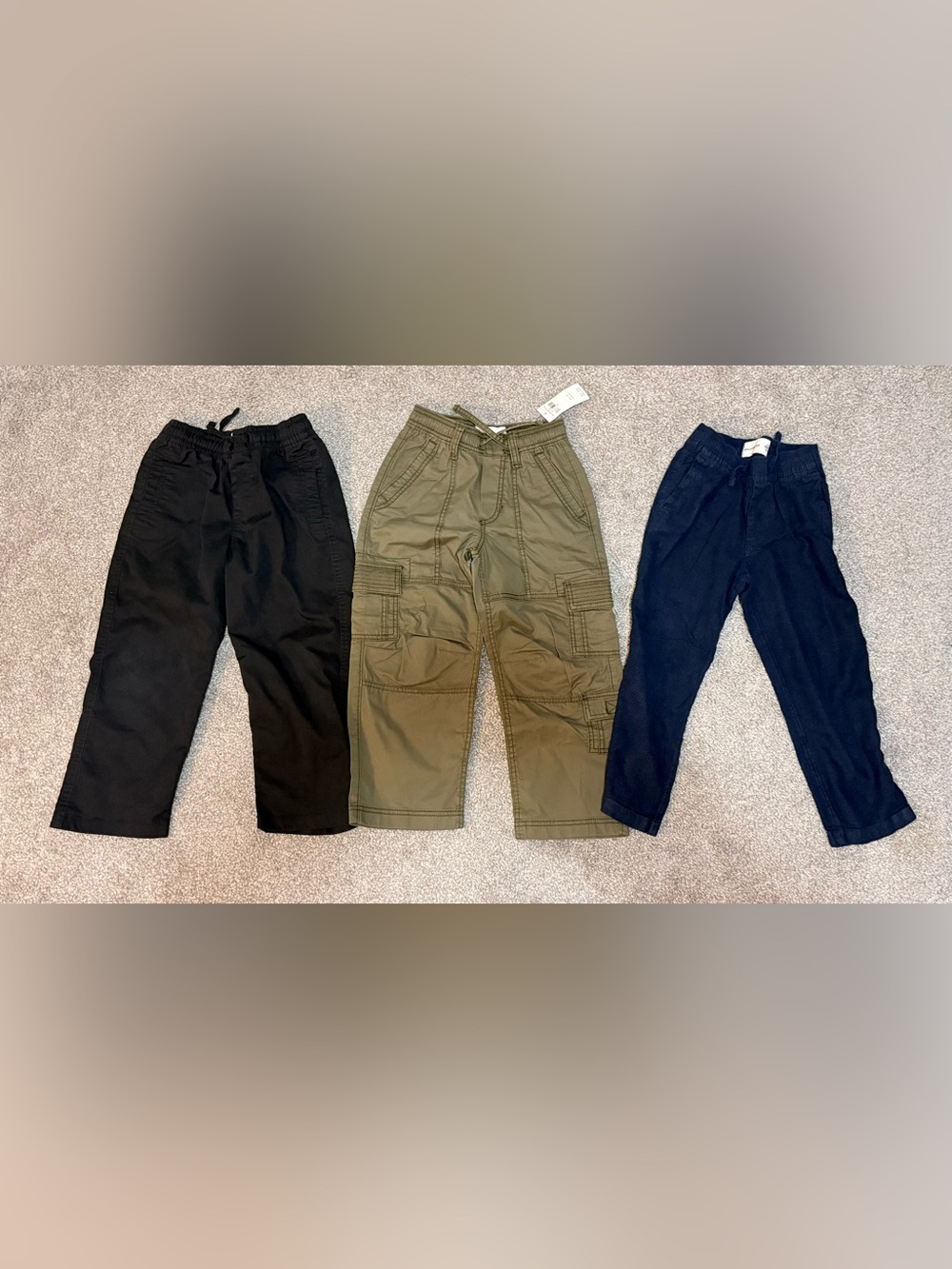 Abercrombie Kids Bundle Of 3 Jogger Pants Bundle Lot Boys 5/6 Black Blue Khaki